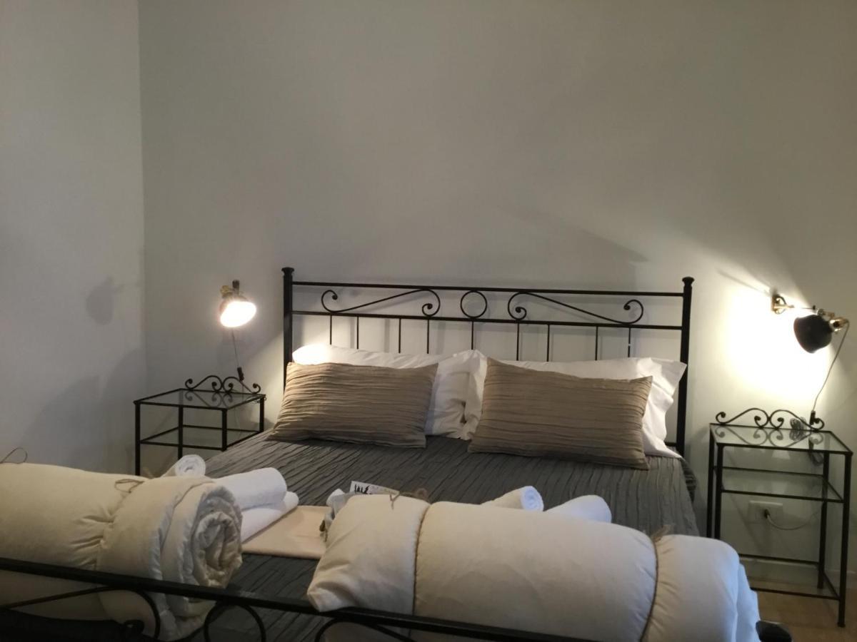 Le Fate Suites روما الغرفة الصورة