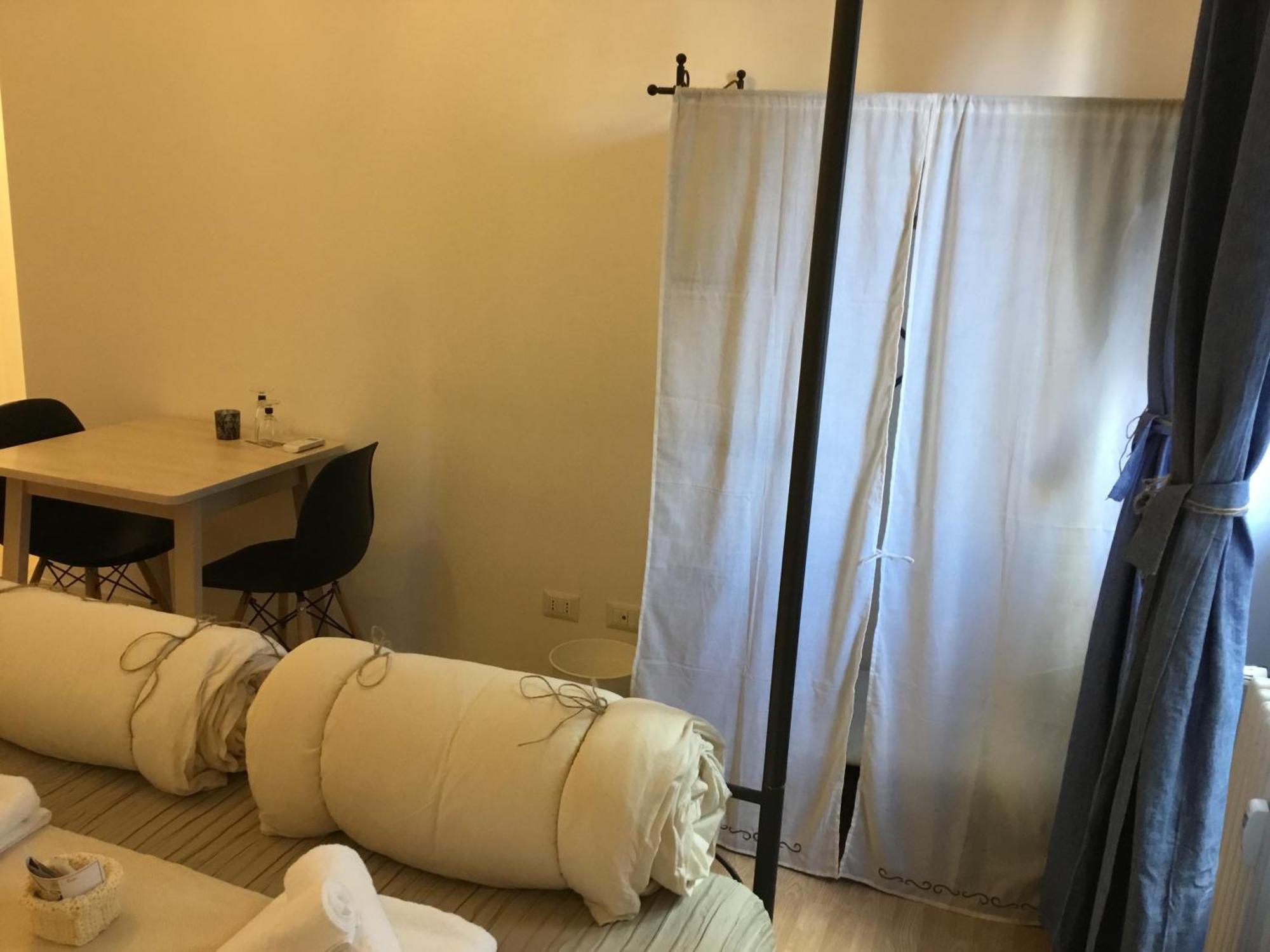 Le Fate Suites روما الغرفة الصورة